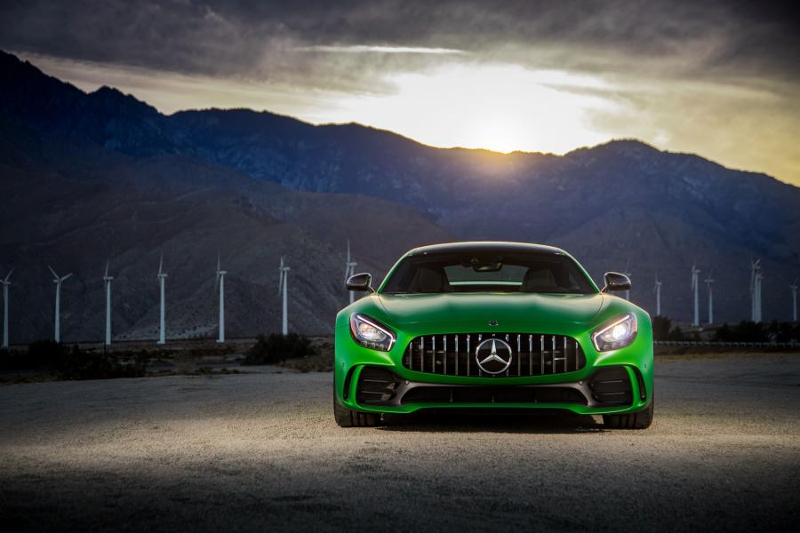  Mercedes-AMG GT R (C190) 2017 года  (NA) (фото 4 из 40)